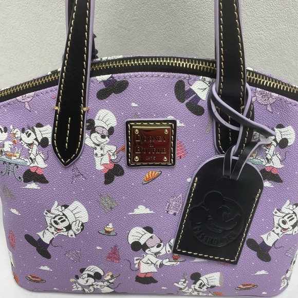 Dooney & Bourke 2019 Disney’s Food Wine Shoulder Bag Tote Purse Passholder - New - Picture 3 of 9